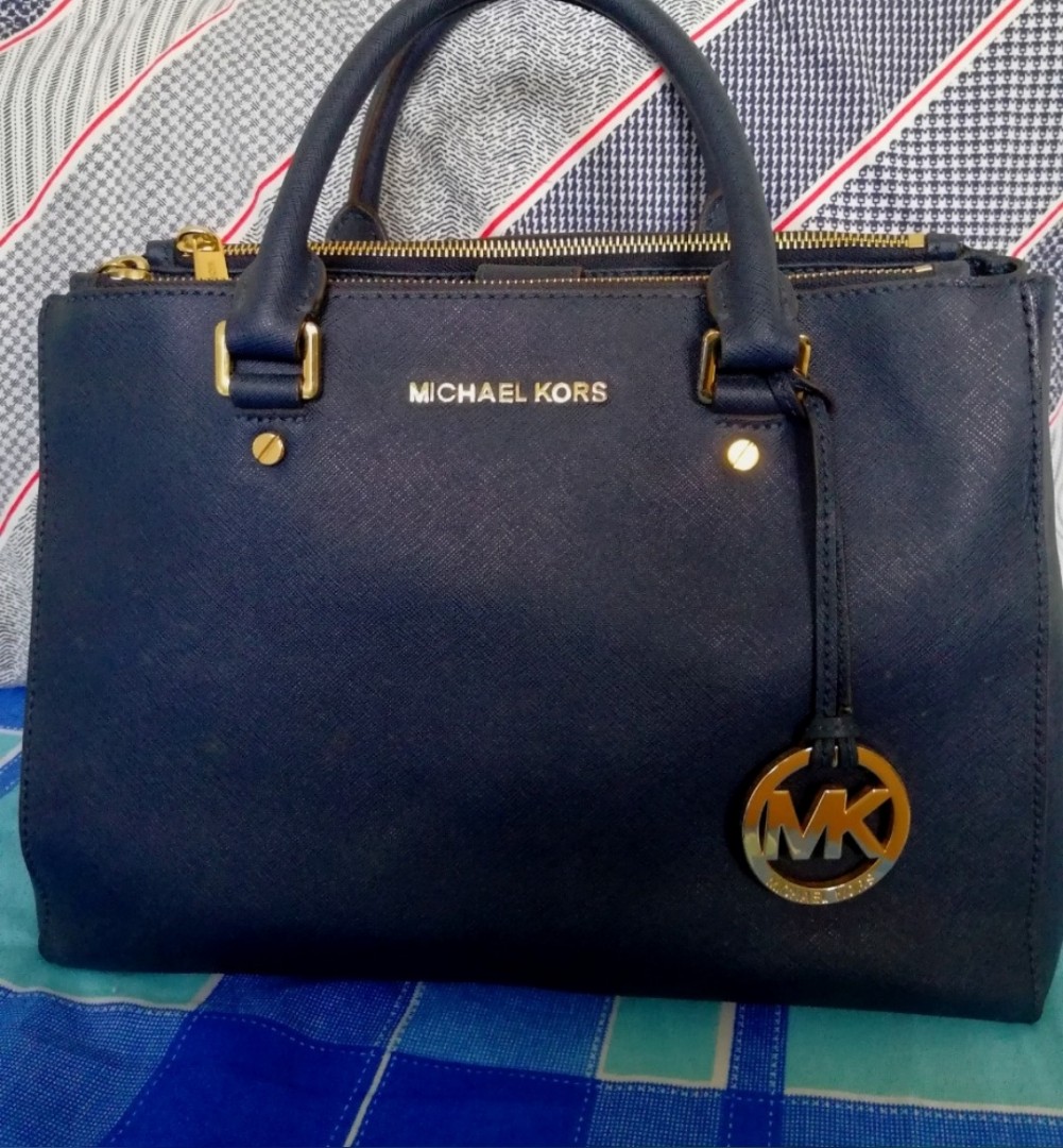 Michael Kors original bag, Luxury, Bags & Wallets on Carousell