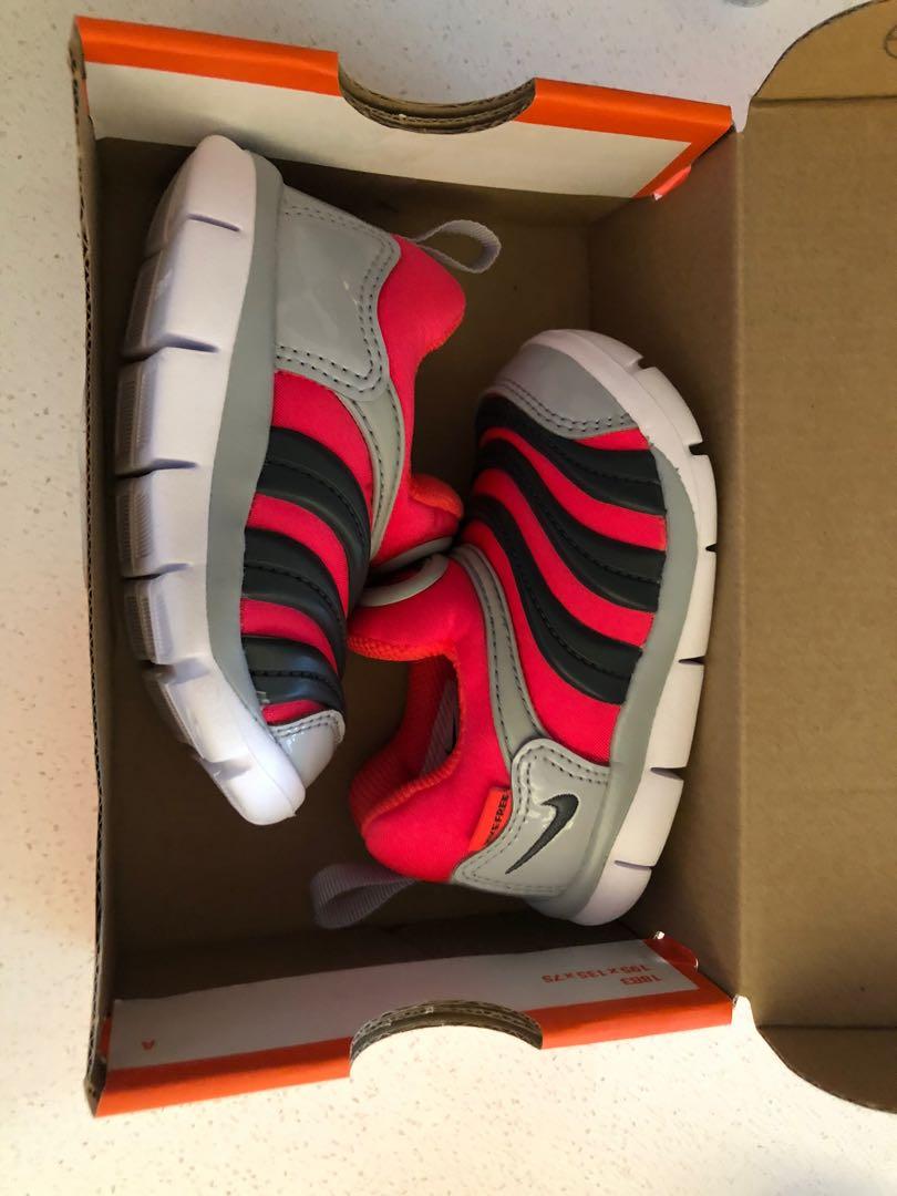 Nike baby 2024 shoe size