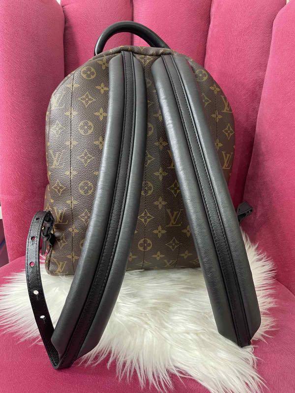 Palmspring MM size (Category: Luxury Bags & Wallets) located in Manila. Submitted by dendc (Listing ID 1149380436, Image 3). Description: Rank AB+ with signs of usage no cracks .