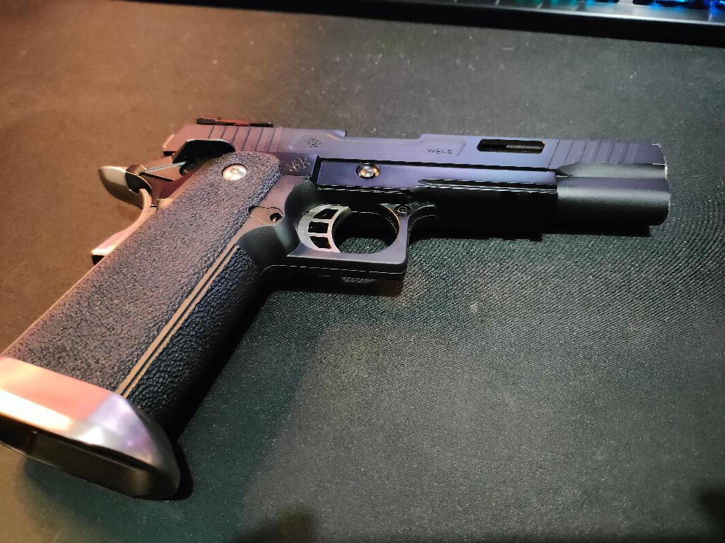 [RUSH!!] WE TREX HICAPA + FREE DINO GAS, Hobbies & Toys, Toys & Games