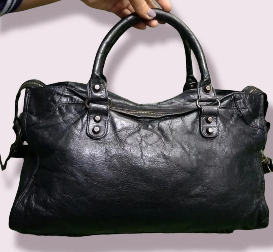 SALE ITEM BALENCIAGA CLASSIC CITY BLACK TWO WAY BAG Womens Fashion  Bags  Wallets Crossbody Bags on Carousell