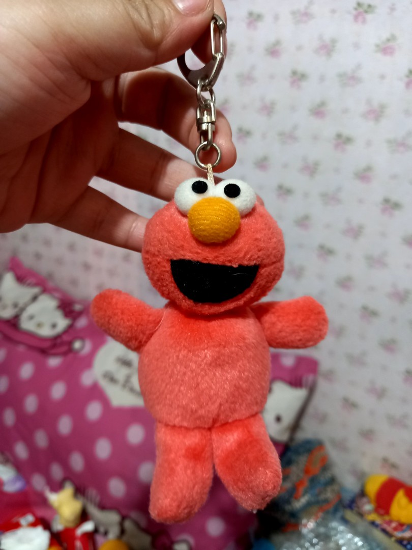 Sesame Street Elmo Mini Charm, Hobbies & Toys, Toys & Games on Carousell