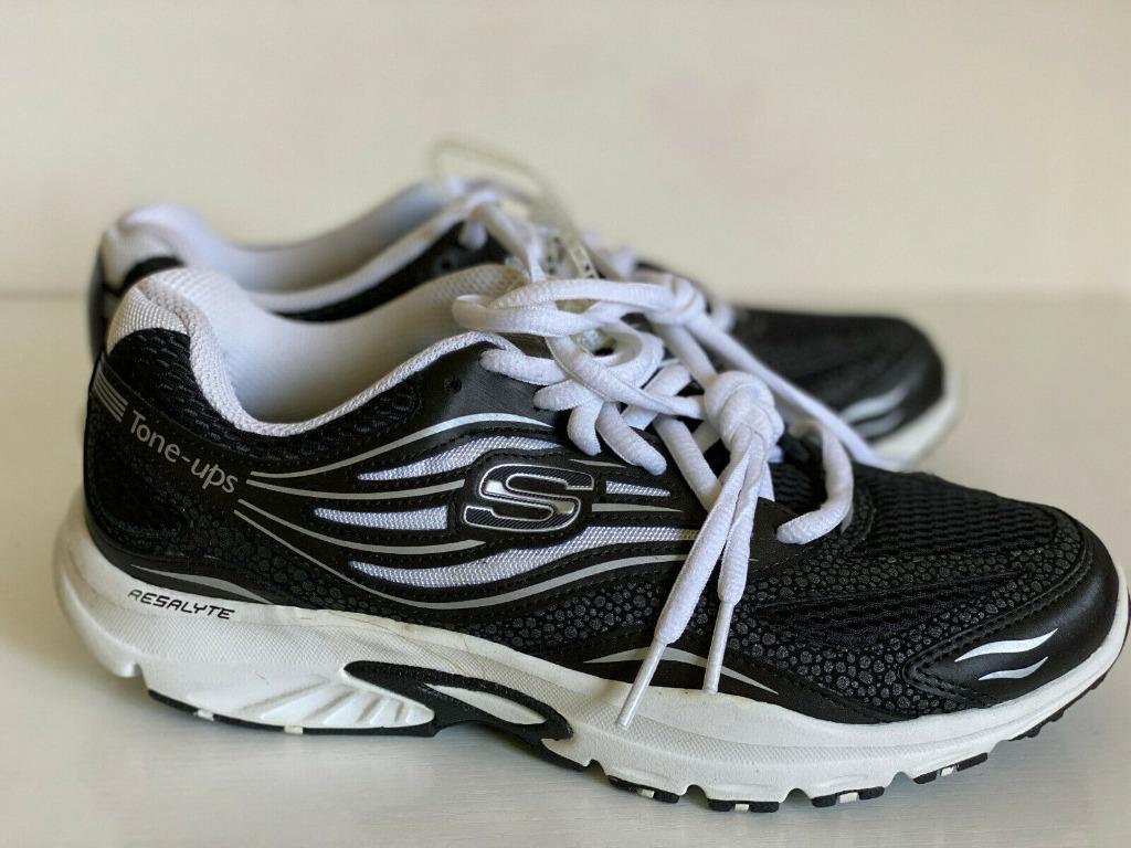 Skechers tone deals ups sandals sale