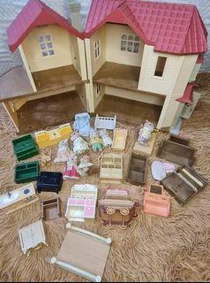 Sylvanian house with working ligts furniture and critters RUSH