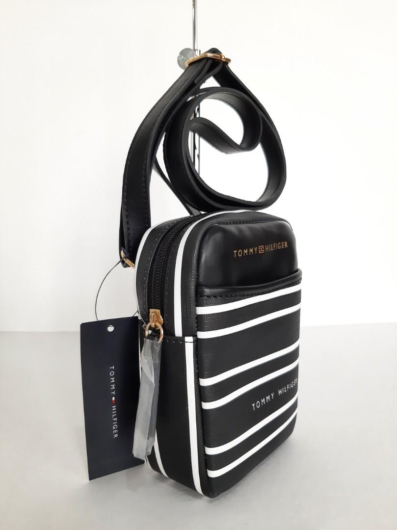Tommy hilfiger small deals crossbody bag