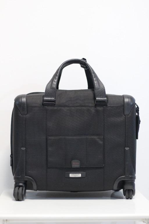 Tumi 26627D2 Alpha 2 - 4 Wheeled Deluxe Brief / Pilot flight bag / lawyer  bag / overnight bag / 17 laptop bag