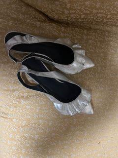 Y2K RUFFLE FLATS SILVER