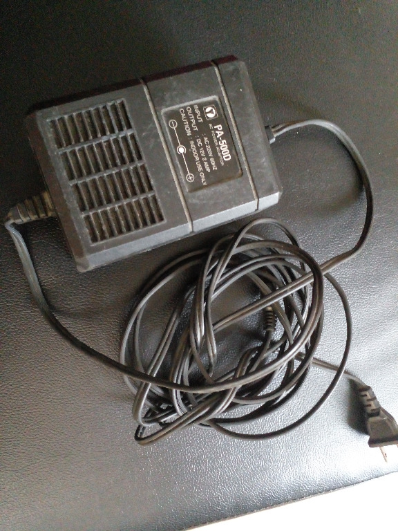 YAMAHA KEYBOARD POWER SUPPLY, 12V, 2A, Computers & Tech, Parts