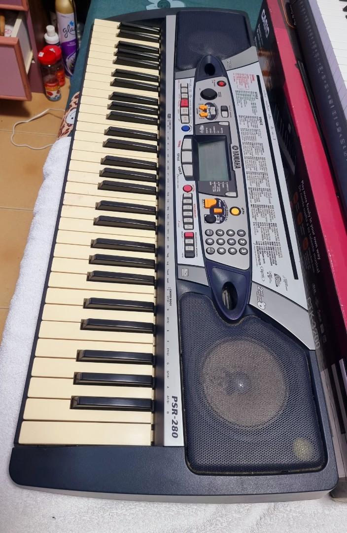 Yamaha PSR 280 keyboard, Hobbies & Toys, Music & Media, Musical