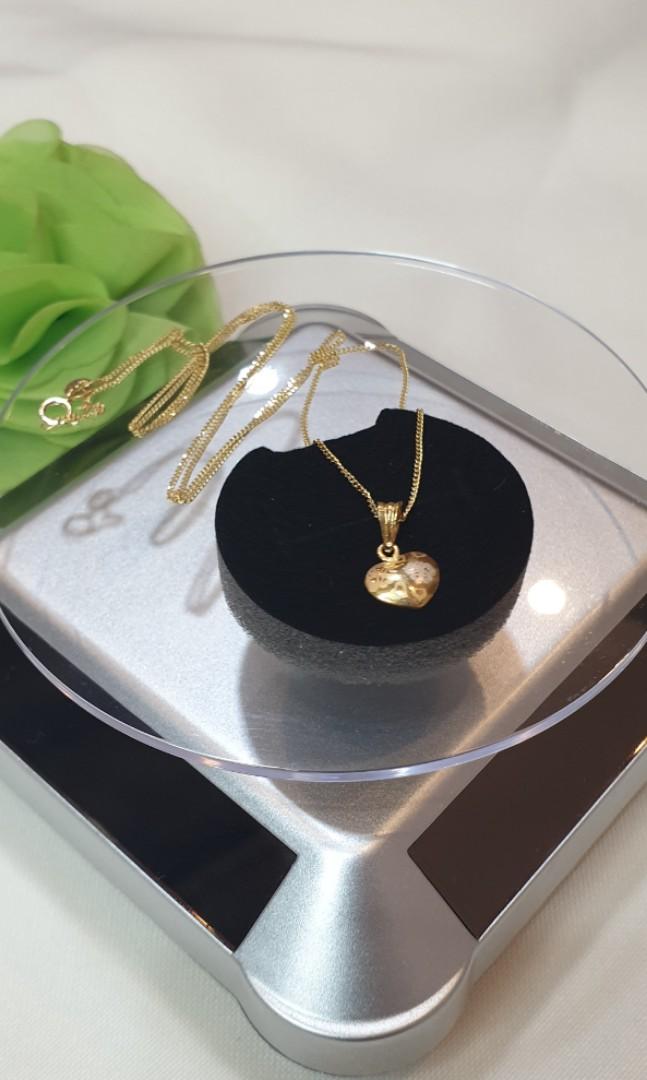 18K Gold Heart Necklace (Category: Necklaces) located in Quezon City. Submitted by jarzosky (Listing ID 1149599216, Image 3). Description: 18K Gold Kuko Necklace 1.2g @ 7200/gram PHP 8,640 + SF Sold per item lang po. Sorry No COD, No COP Payment First Policy 🙏.
