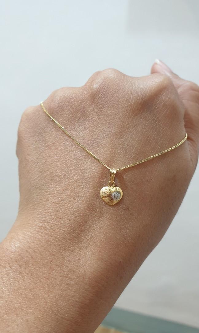 18K Gold Heart Necklace (Category: Necklaces) located in Quezon City. Submitted by jarzosky (Listing ID 1149599216, Image 2). Description: 18K Gold Kuko Necklace 1.2g @ 7200/gram PHP 8,640 + SF Sold per item lang po. Sorry No COD, No COP Payment First Policy 🙏.