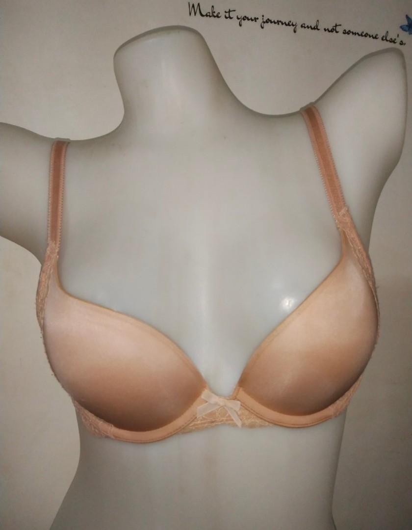 30c Orig Victoria's Secret push up bra, Women's Fashion