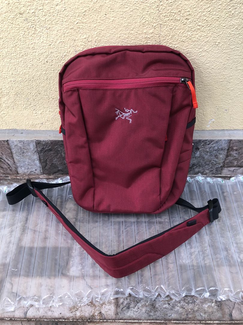 Arcteryx Slingblade 4 Men s Fashion Bags Sling Bags on Carousell