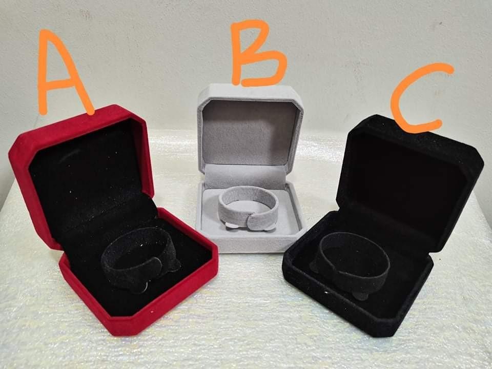 Cake topper ring box, Everything Else on Carousell