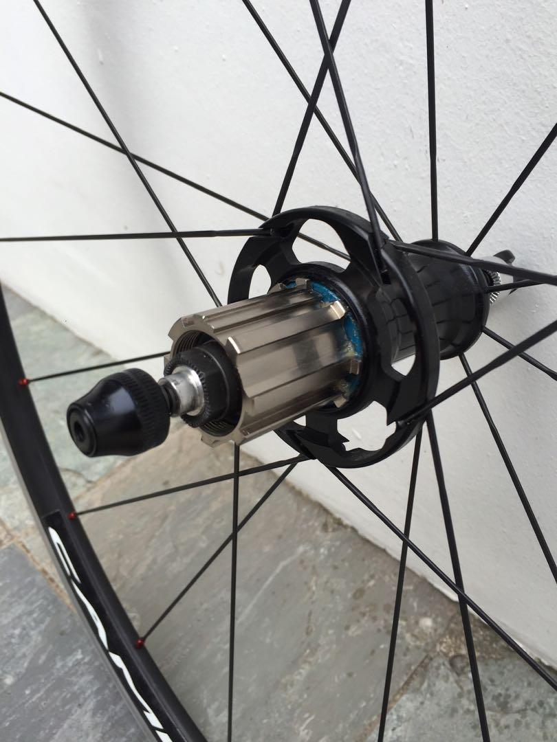 パーツ campagnolo VENTO asymmetric Campagnolo update Khamsin and Vento wheels for 2014 | road.cc