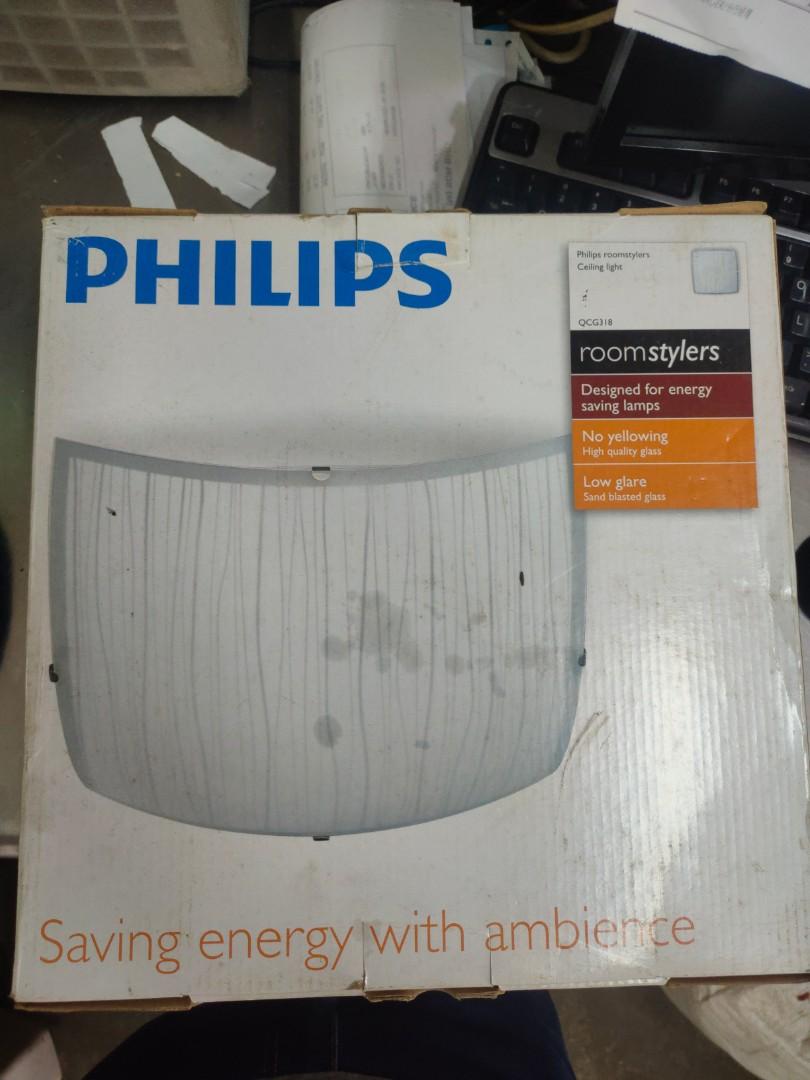 Ceiling light (Category: Kitchen Appliances) located in Kuala Lumpur. Submitted by q8prinz (Listing ID 1149468989, Image 1). Description: new Phillips celling light without bulb.