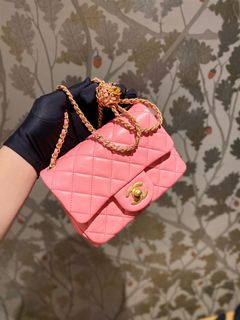 (Category: ) located in . Submitted by SGLuxuryCouture (Listing ID 1149612676, Image 1). Description: .