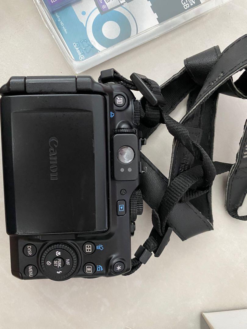 Digital Camera (Category: Cameras) located in Singapore. Submitted by hdyjuls (Listing ID 1149447408, Image 4). Description: $800 for both cameras Still in working condition With dry cabinet and camera bag Price negotiable.
