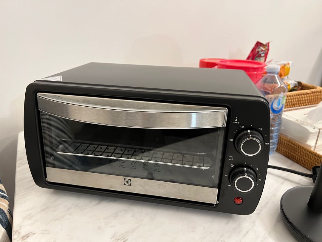 Electrolux Toaster, TV & Home Appliances, Kitchen Appliances, Ovens