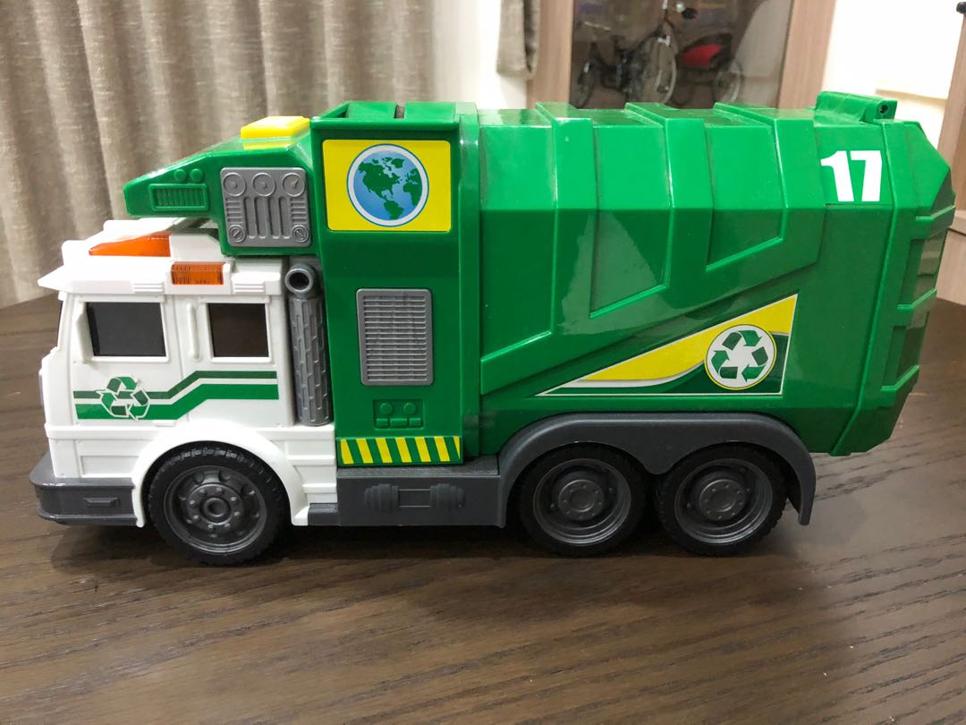 Fastlane cheap garbage truck