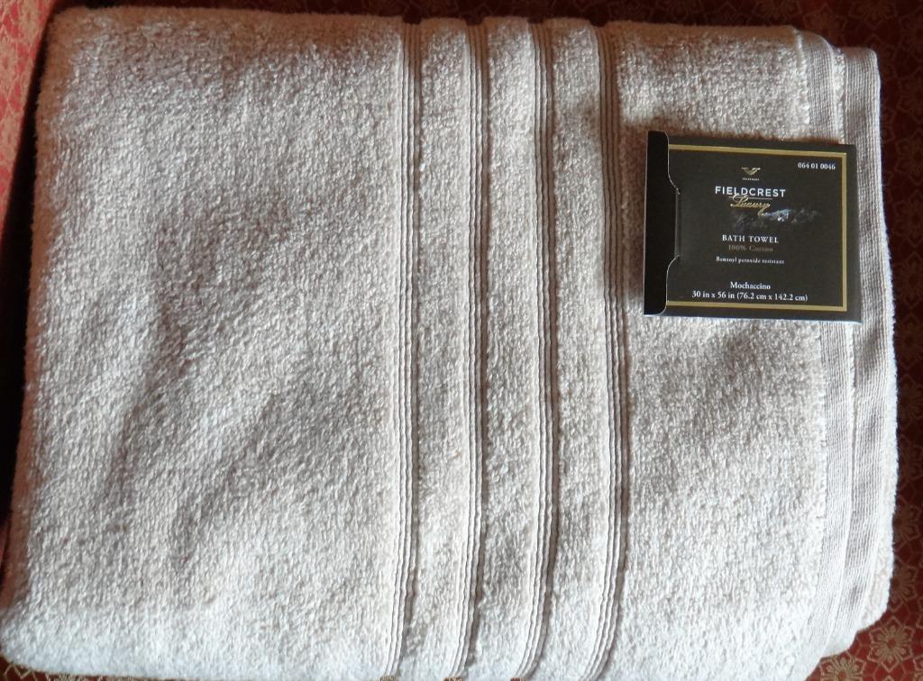 Fieldcrest microcotton store bath towels