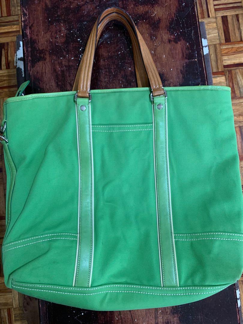 Coach travel bag green, Luxury, Bags & Wallets on Carousell