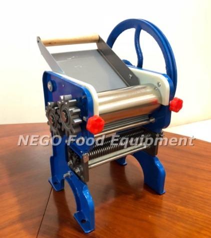Heavy Duty Manual Noodle Cutter (Category: Fresh Produce) located in Las Pinas. Submitted by negofexpress (Listing ID 1149504428, Image 1). Description: Product Details 1) Brand new 2) Heavy duty 3) Made of metal structure, firm and durable 4) High quality roller and cutter 5) 2 Detachable Noodle Knife Design 6) Easy to operate 7) Cheapest in town Specifications 1) Blade diameter: 2-3mm 2) Dimension: 30*30*40cm 3) Weight: 10 kg Warranty 1) 3 Days