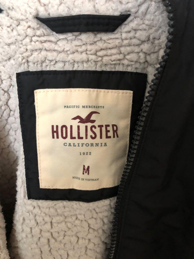Hollister Sherpa lined waterproof jacket, Men's Fashion, Coats, Jackets