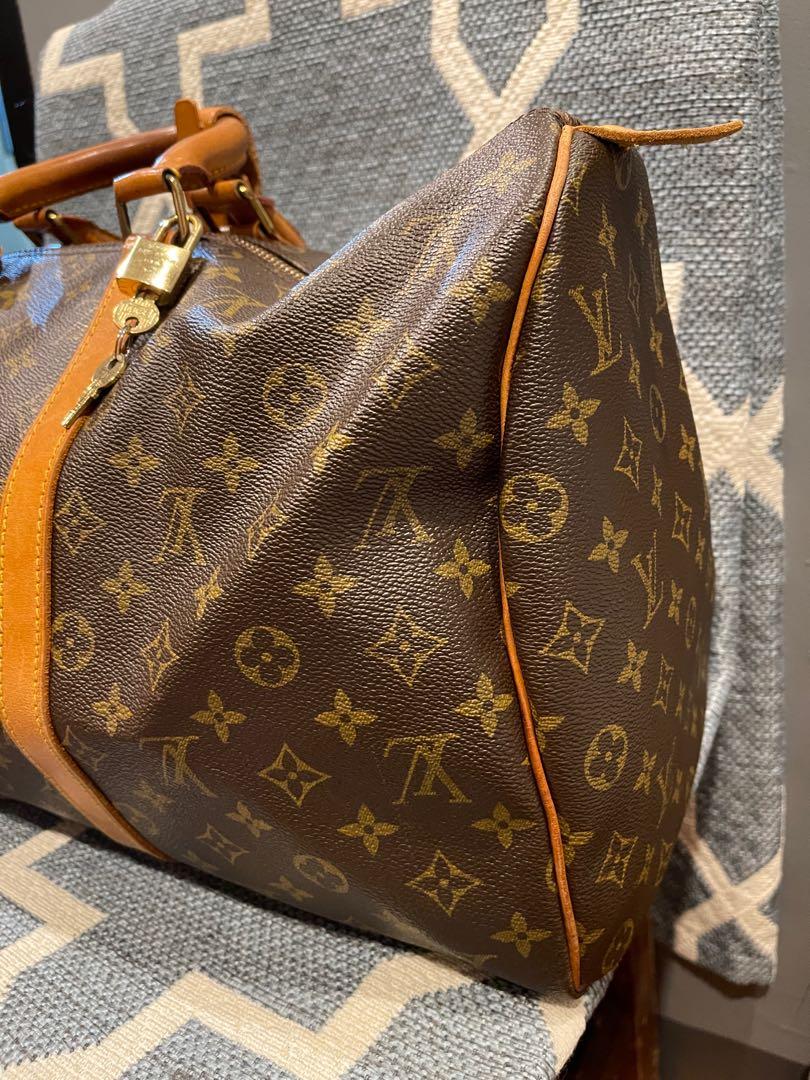 LV Keepall 45 Damier Ebene (Super fresh pa), Luxury, Bags & Wallets on  Carousell