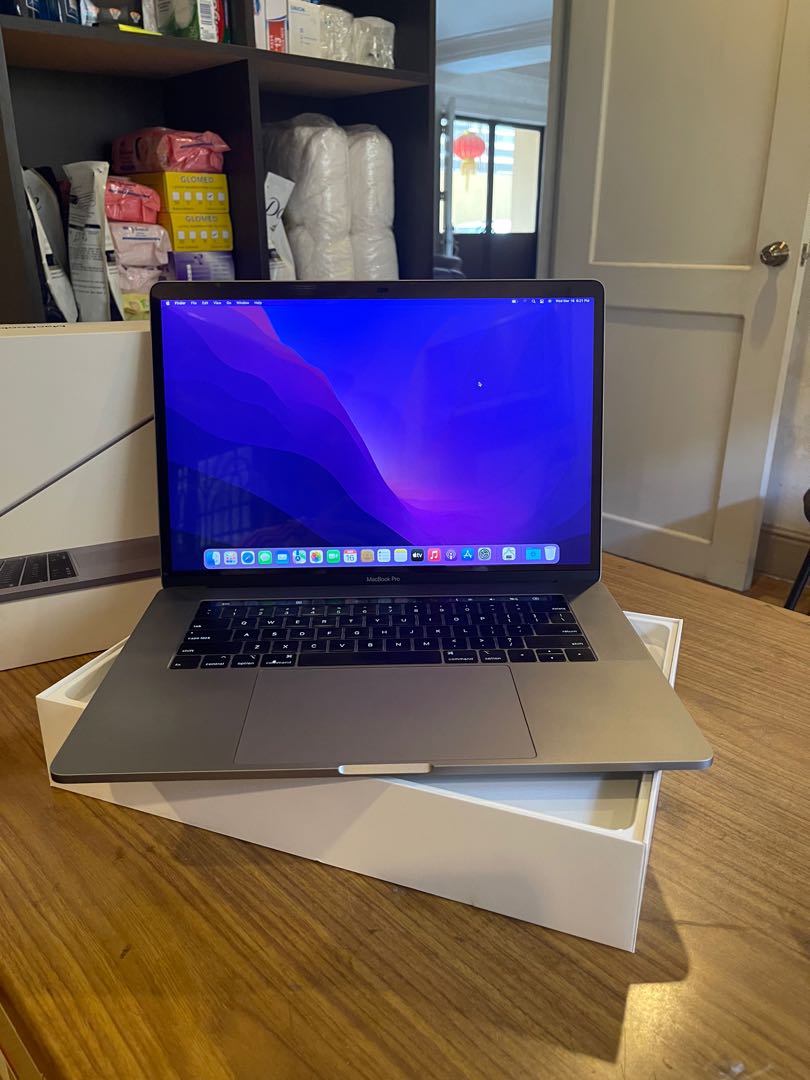 Macbook pro 2019 i9 TOP OF THE LINE, Computers & Tech, Laptops