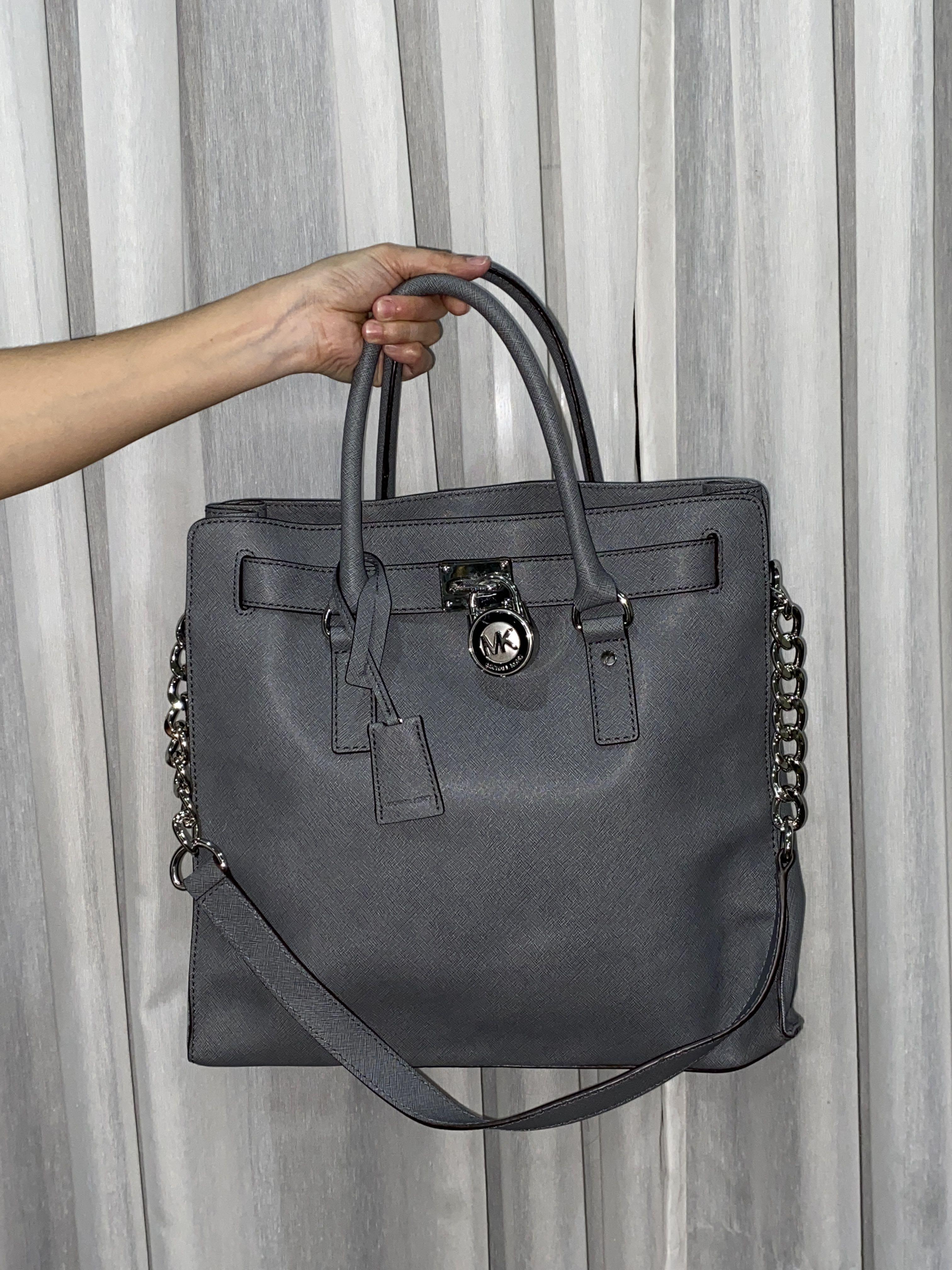 Michael Kors Hamilton Gray Leather Bag, Luxury, Bags & Wallets on Carousell