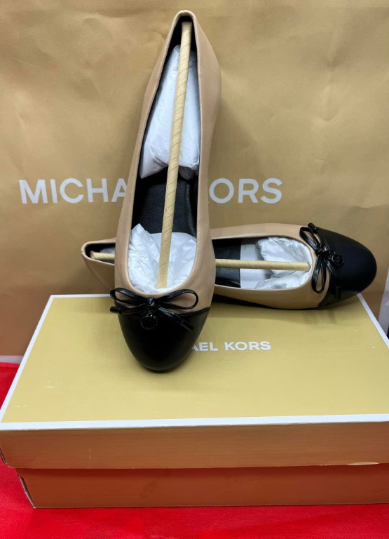 Michael kors 2025 melody flats