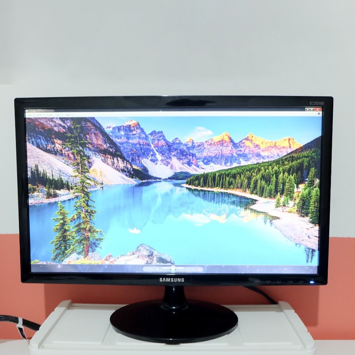 Monitor Samsung 21,5 inchS22D300 Series 3 LEDLayar KomputerBekas