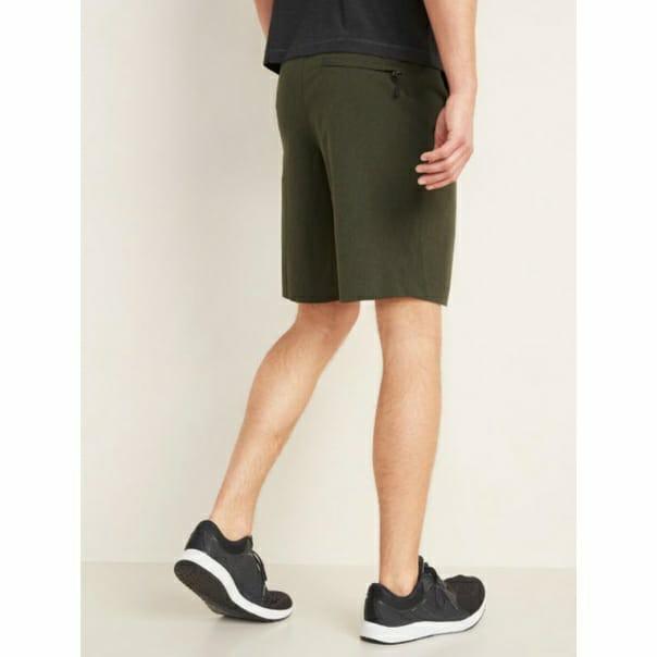 Old navy stretch go dry Shorts, Fesyen 