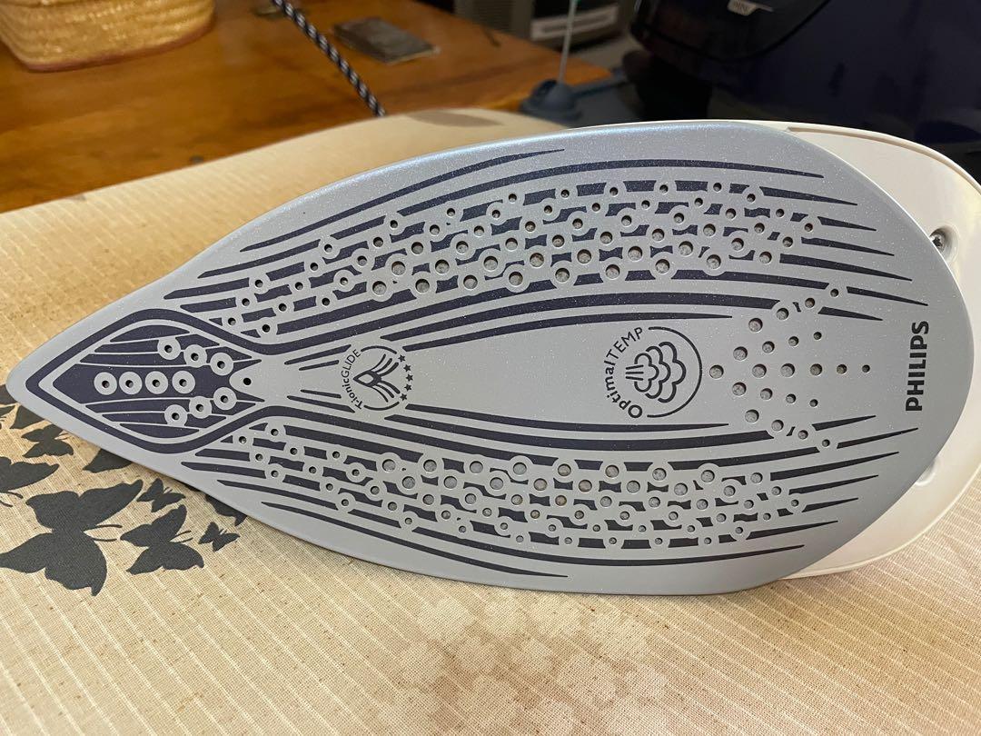 Philips Steam Iron (Steam not working), TV & Home Appliances, Irons & Steamers on Carousell