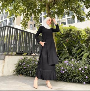 (Category: ) located in . Submitted by ynaa_closet (Listing ID 1149472290, Image 1). Description: .