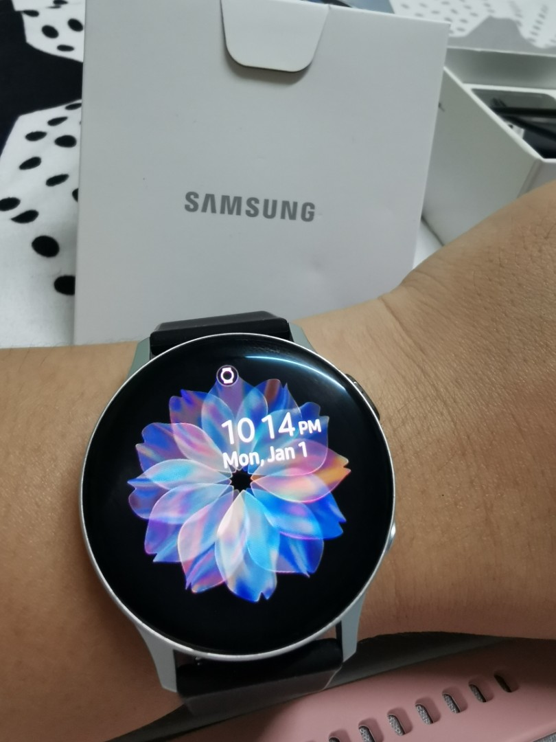 Samsung smart watch active 2, Women's Fashion, Watches & Accessories