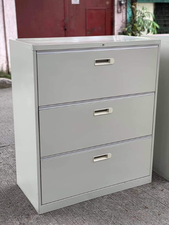 3 layer top steel cabinet