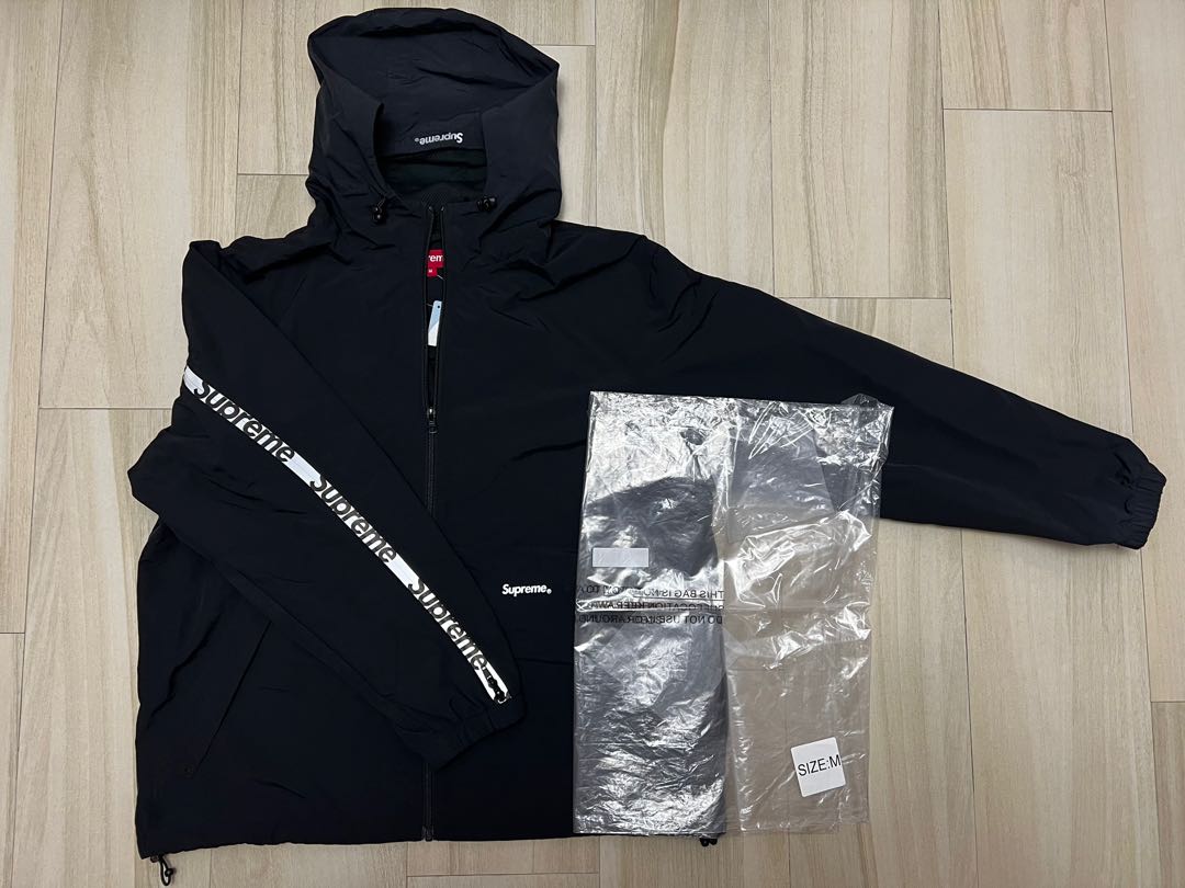 Supreme Reflective Zip Hooded Jacket, 男裝, 外套及戶外衣服- Carousell