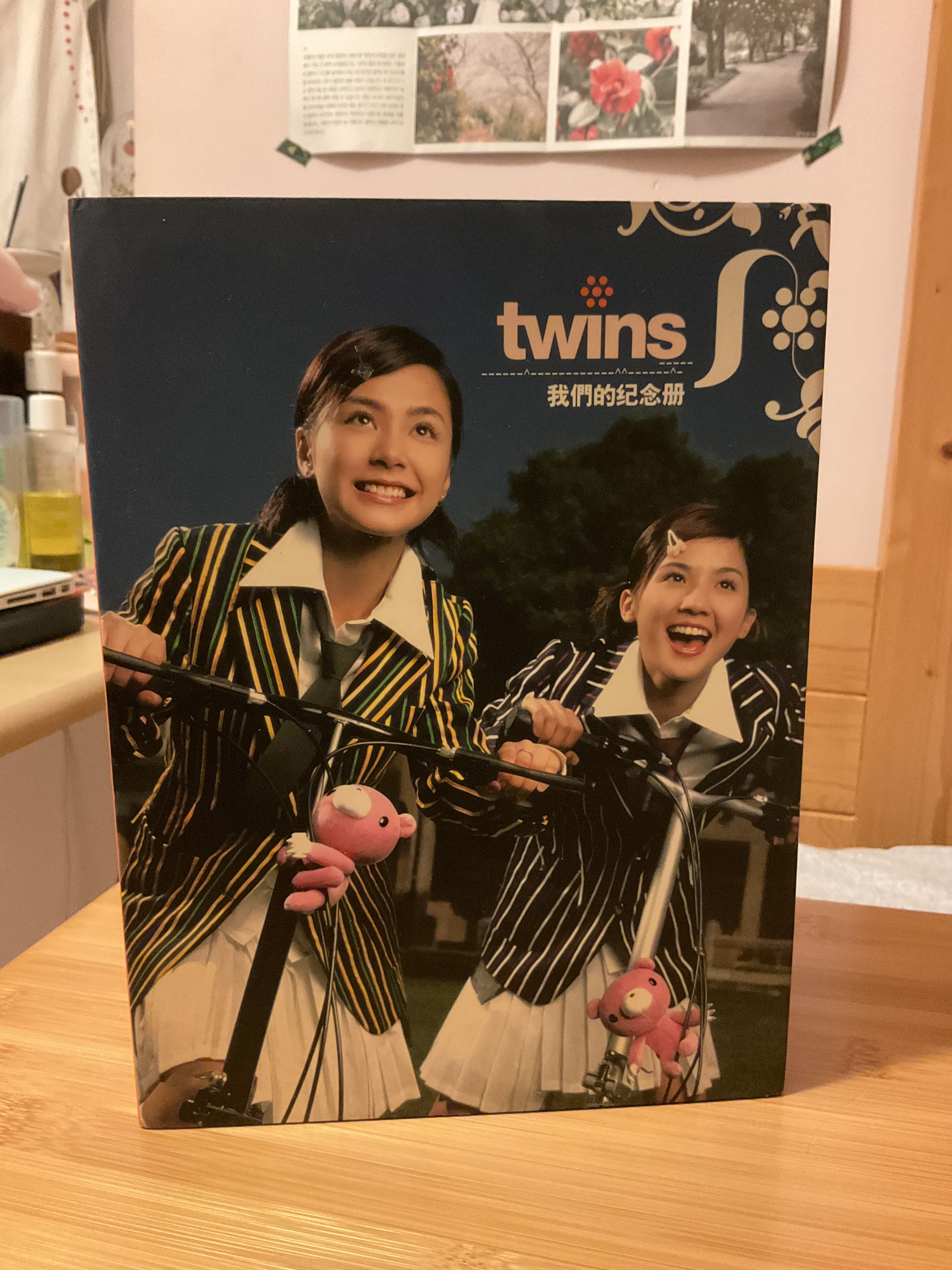 TWINS ツインズ Girl Power 精裝特別版 香港盤 新品未開封 1-