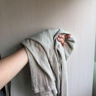 正韓溫柔微透上衣（可當罩衫）