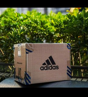 （分類：）位於 。 由 bape_sta 提交（商品編號 1149637806，圖片 1）。簡介： 。