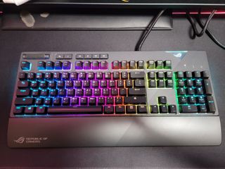 （分類：）位於 。 由 roytse95 提交（商品編號 1149721384，圖片 1）。簡介： 。