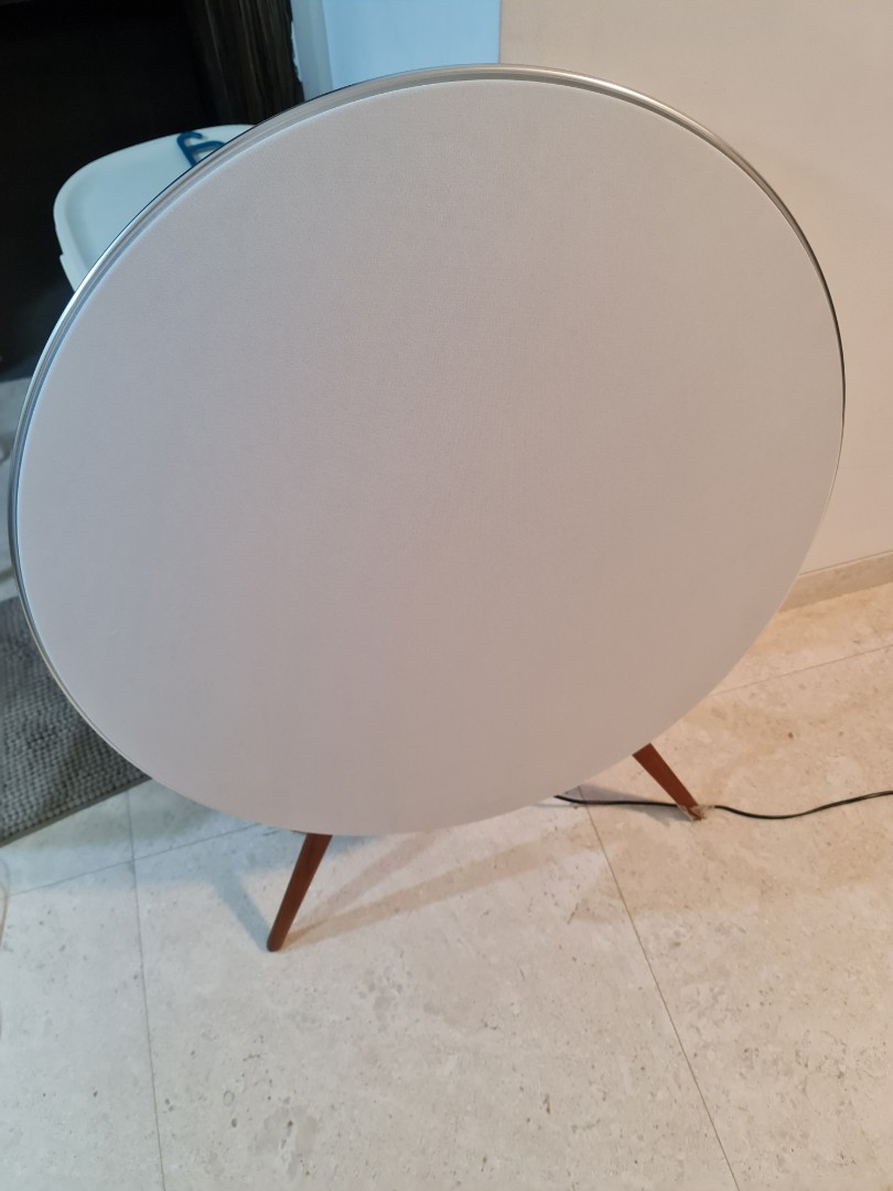 B O Bang and Olufsen A9 1st Gen Wifi Wireless Speaker Sound System