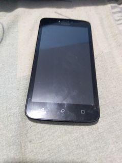 BROKEN Motorola android phone for parts