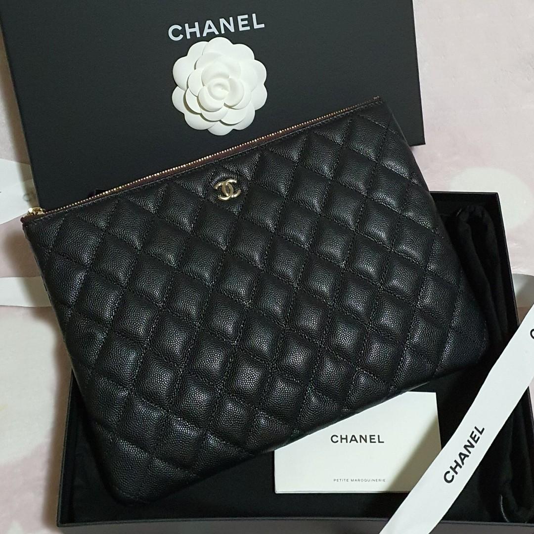 CHANEL Classic Pouch clutch - Caviar GHW - Medium O Case, Luxury, Bags &  Wallets on Carousell