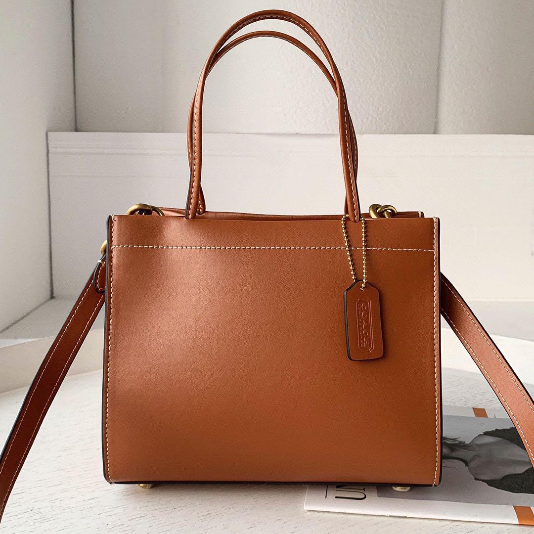 Coach cash new arrivals and carry tote