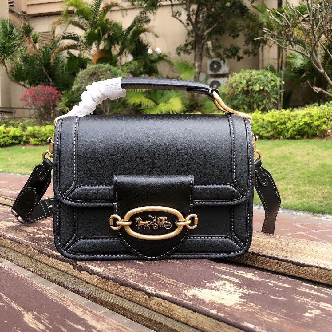 Coach Hero Crossbody Bag C8449, Women's Fashion, Bags u0026 Wallets, Cross-body  Bags on Carousell