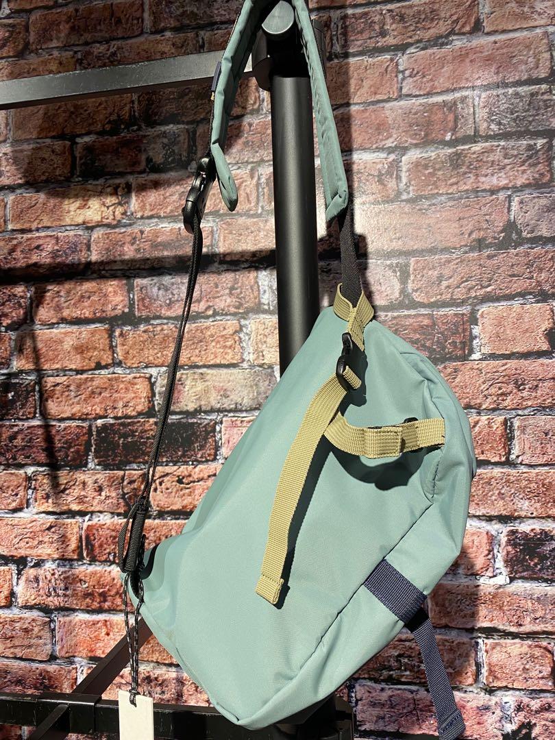 Crumpler Stringer, Men's Fashion, Bags & Wallets, Others on Carousell