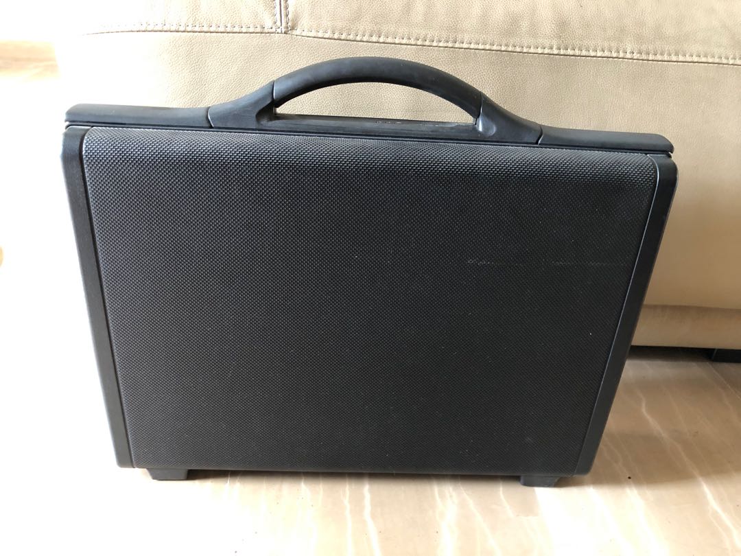 Samsonite Document Bag, Luxury, Bags & Wallets on Carousell
